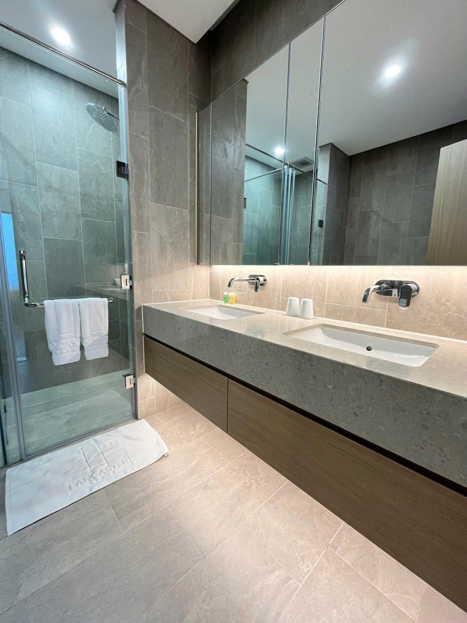 Căn hộ Lancaster Luxury *